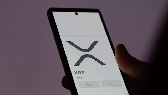 Thin XRP Liquidity On Binance Emerges While Price Lingers Under $2