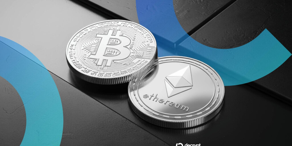As Bitcoin Sinks, It’s Time for Ethereum to Outperform: Standard Chartered